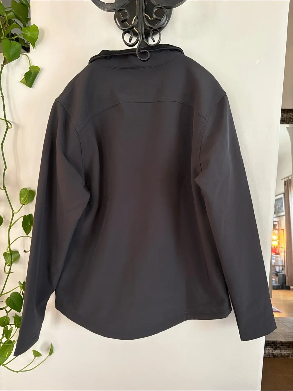 Meta Men's Black Lightweight Softshell Jacket